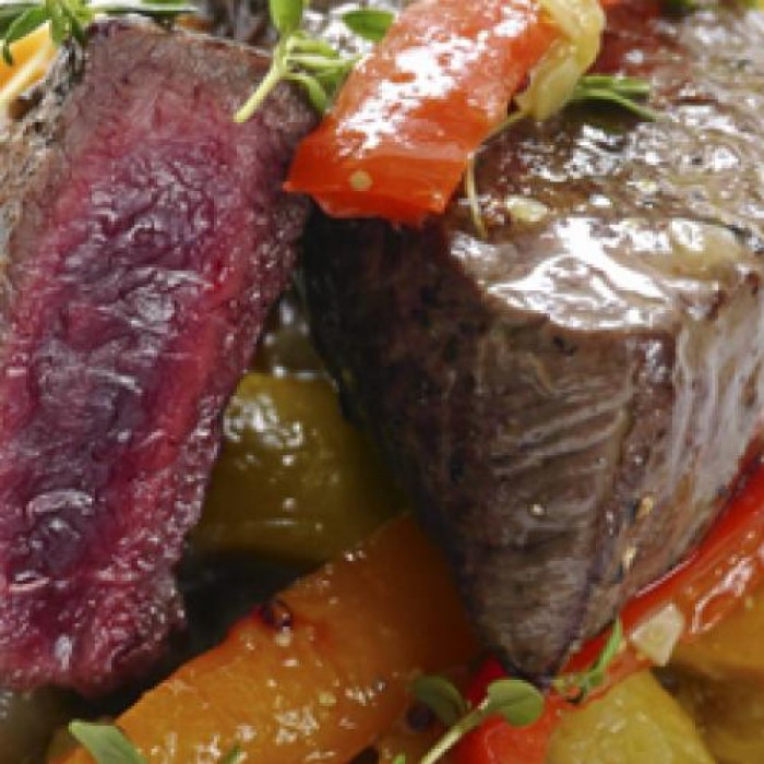 Grillet hvalbiff med ratatouille